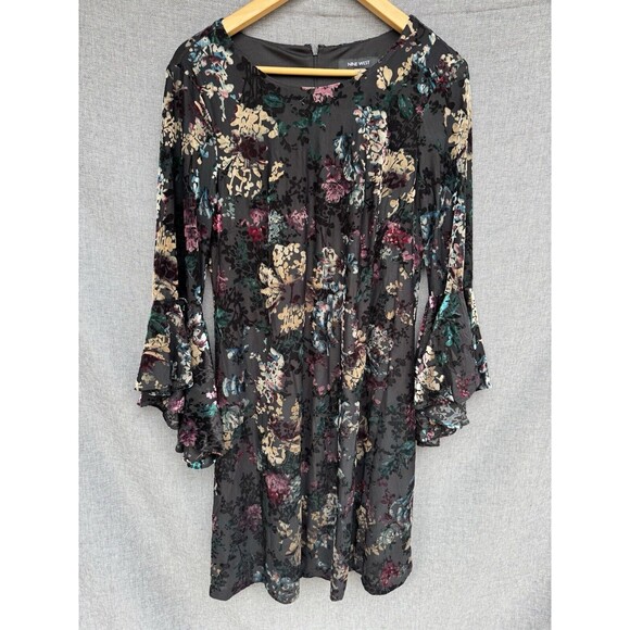 NINE WEST Sz 6 Burnout Velvet Floral‎ Print Dress Black Mini - Picture 4 of 13